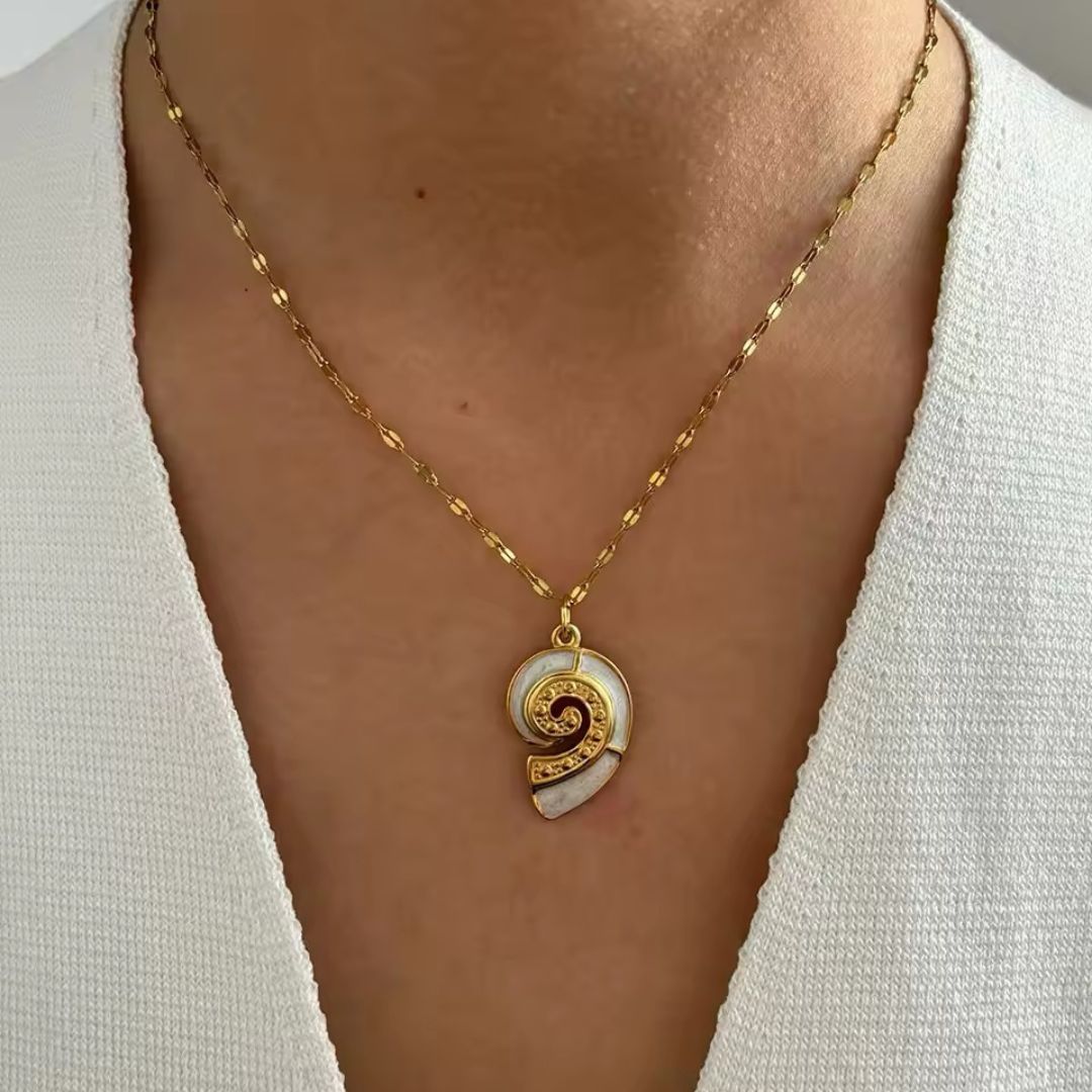 Ocean Glow Gold Necklace