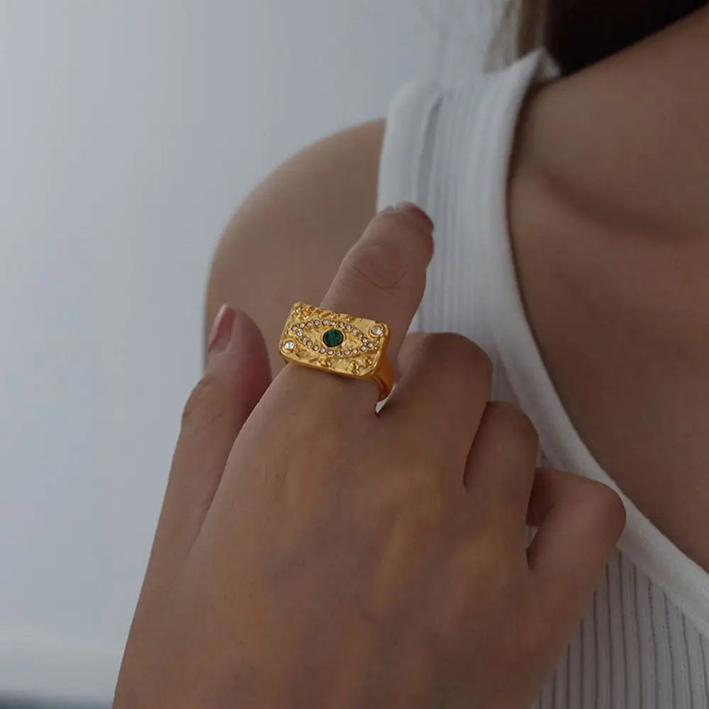 Vintage Gold Green Ring