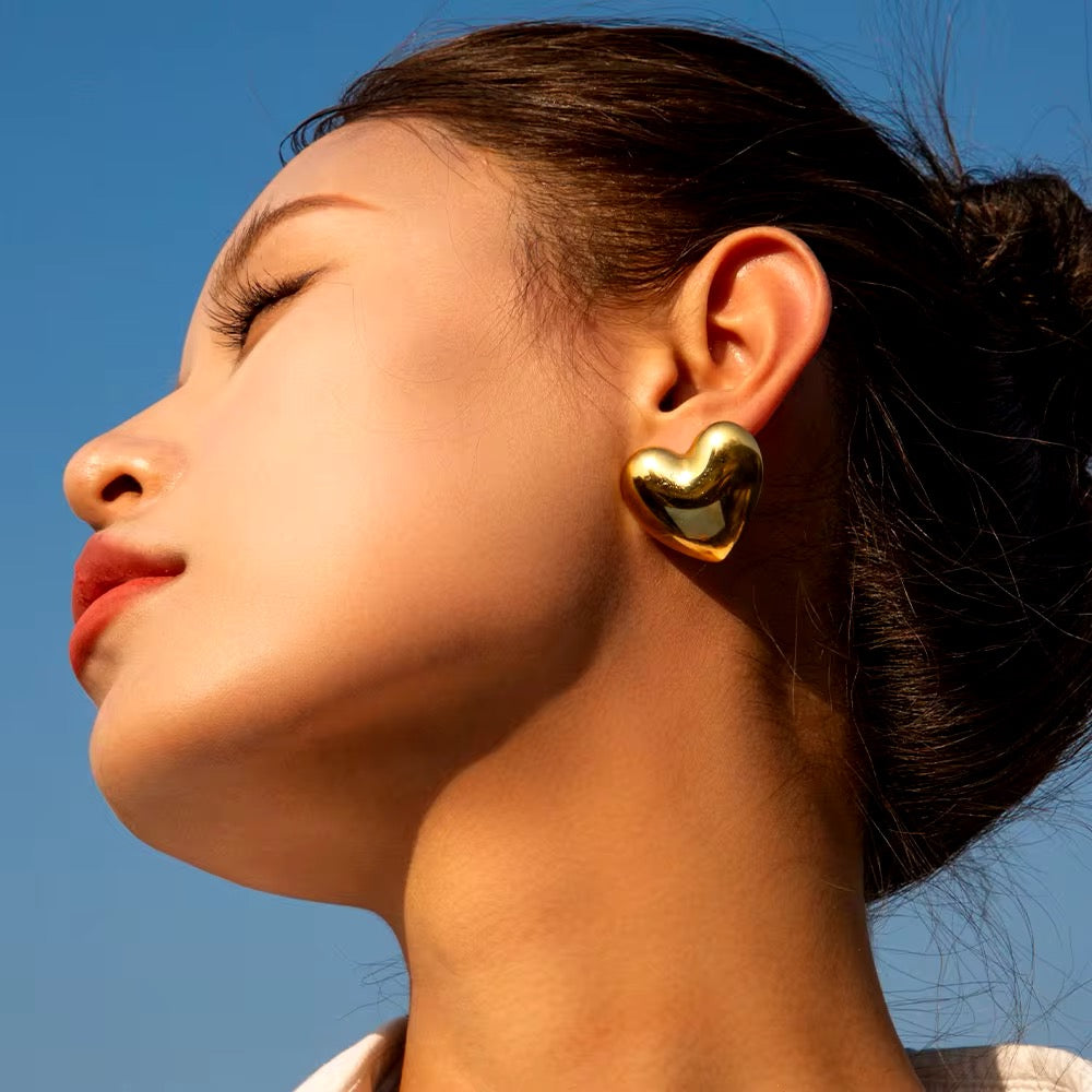 Golden Heartwave Earrings