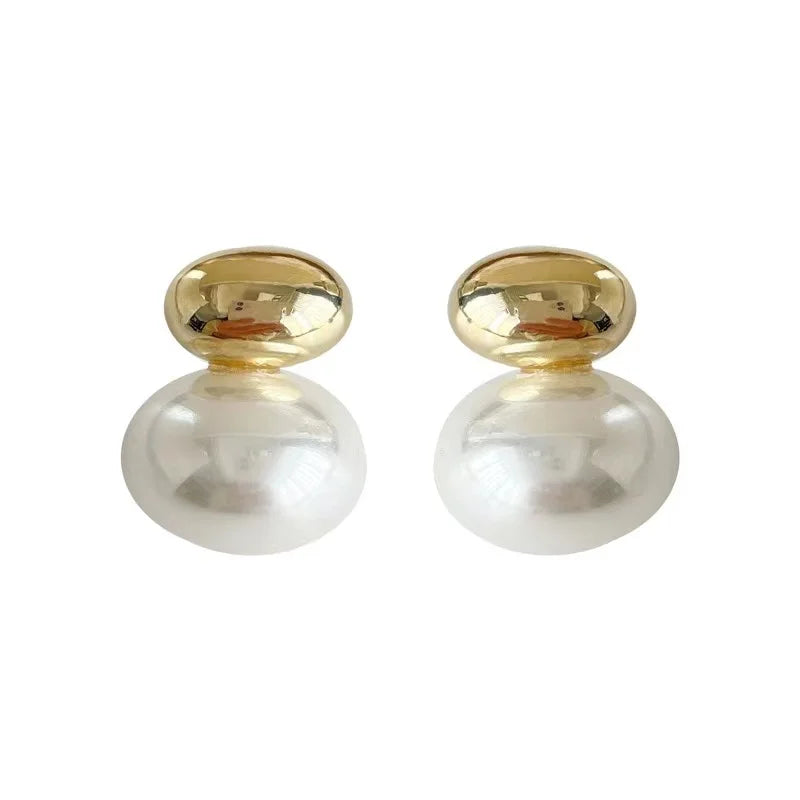 Pearl & Gold Earrings